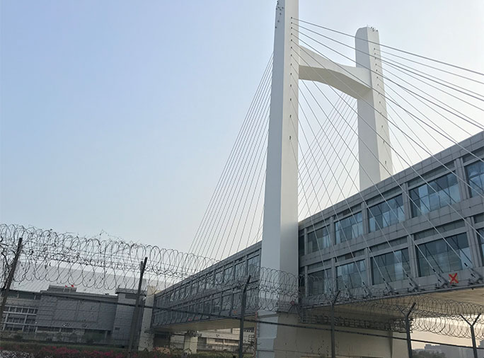 深圳福田-落马洲通道桥J3主塔维修工程