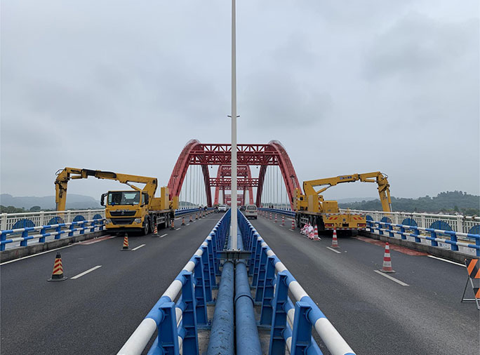 重庆市合阳嘉陵江（东渡）大桥抢险加固改造工程.