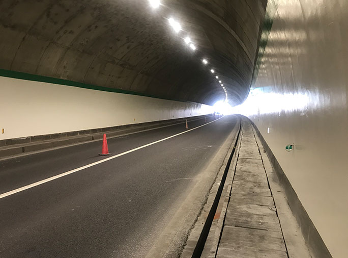 重庆市涪陵梨香隧道防腐涂装
